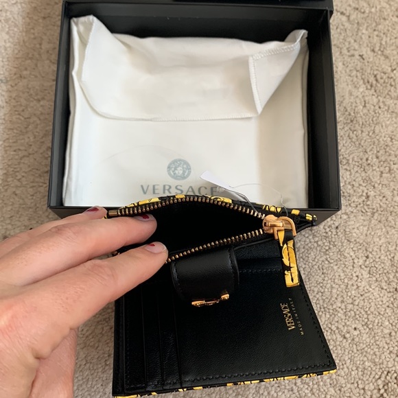 Versace Borocco Print Wallet - Picture 5 of 7